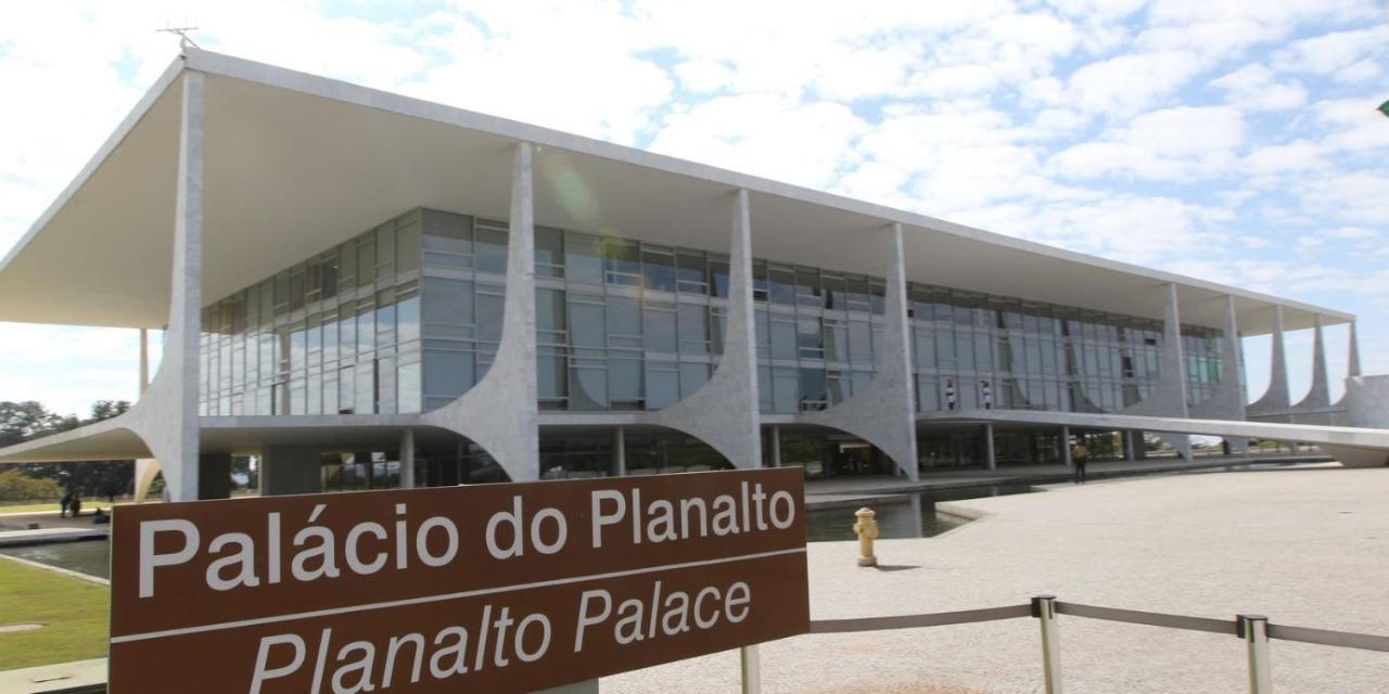 V1005 Flat 10º Andar Com Vista Para Esplanada Brasília Eksteriør bilde
